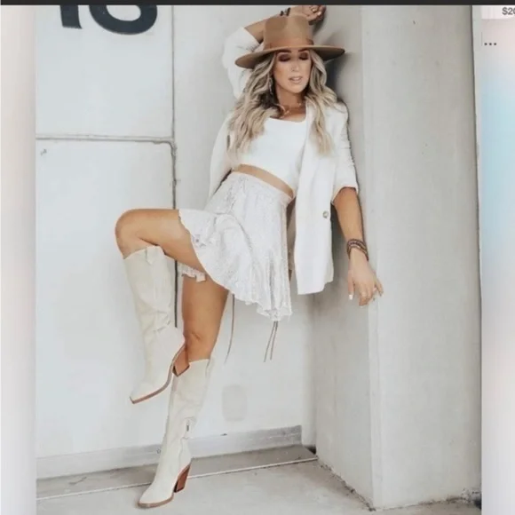 Vince camuto Afelia Knee High Boot women size 8.5 - Picture 2 of 13